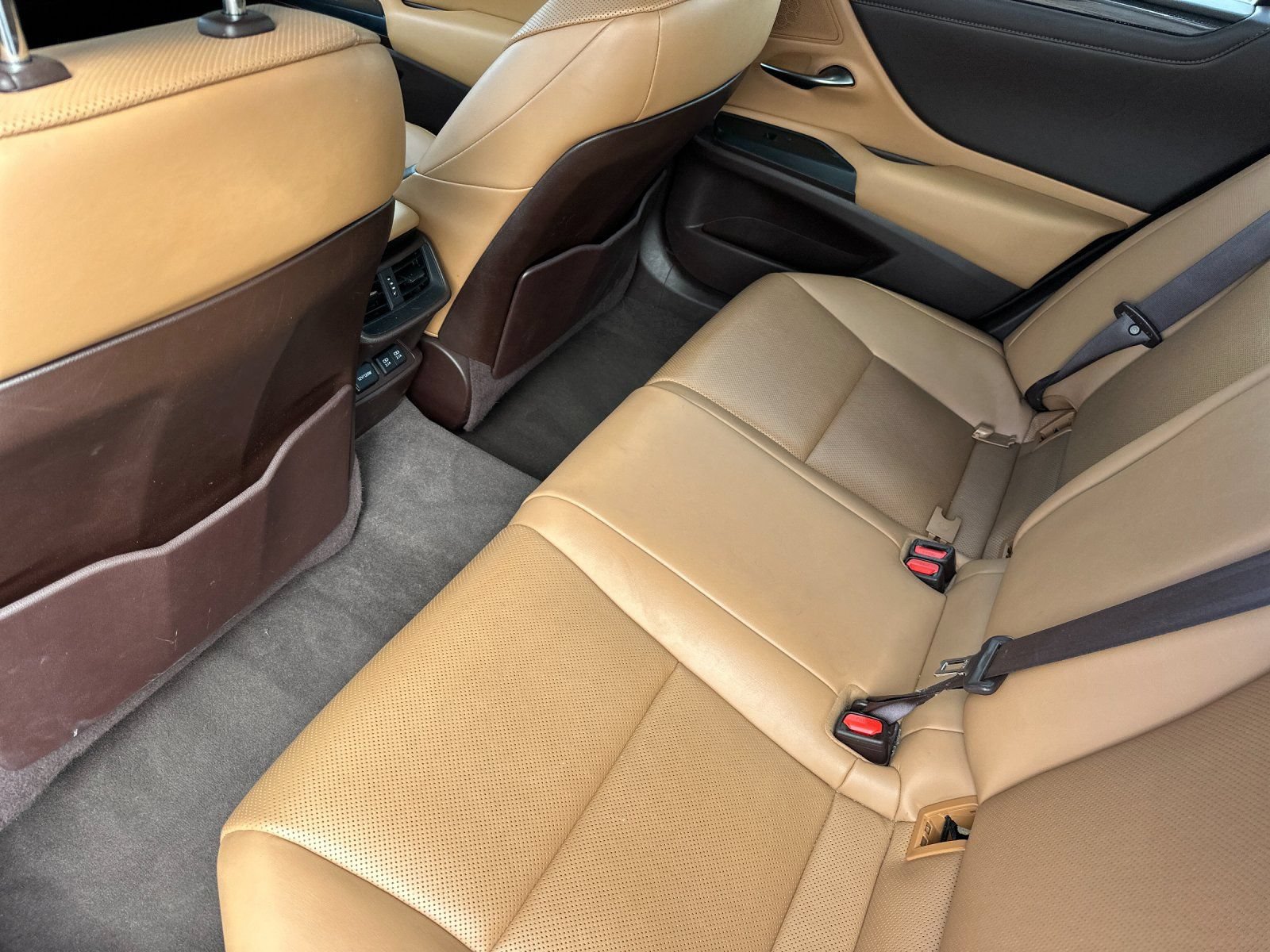 Used 2020 Lexus ES 350 w/ Accessory Package 2 FWD image 12