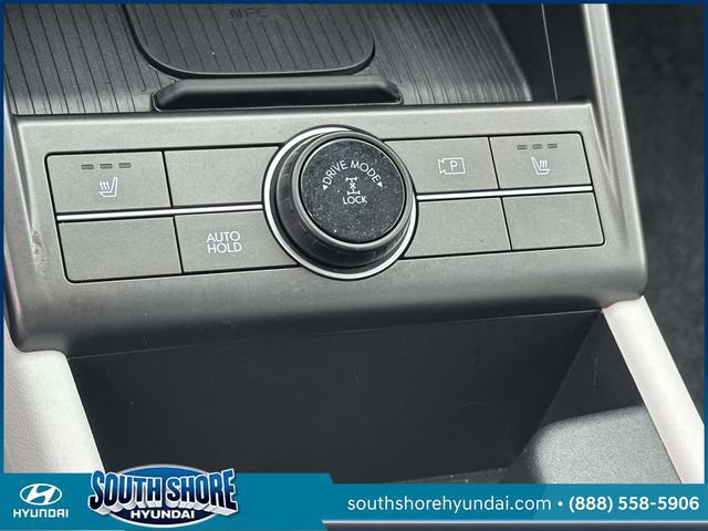 Certified 2025 Hyundai Kona SEL AWD/4WD image 36