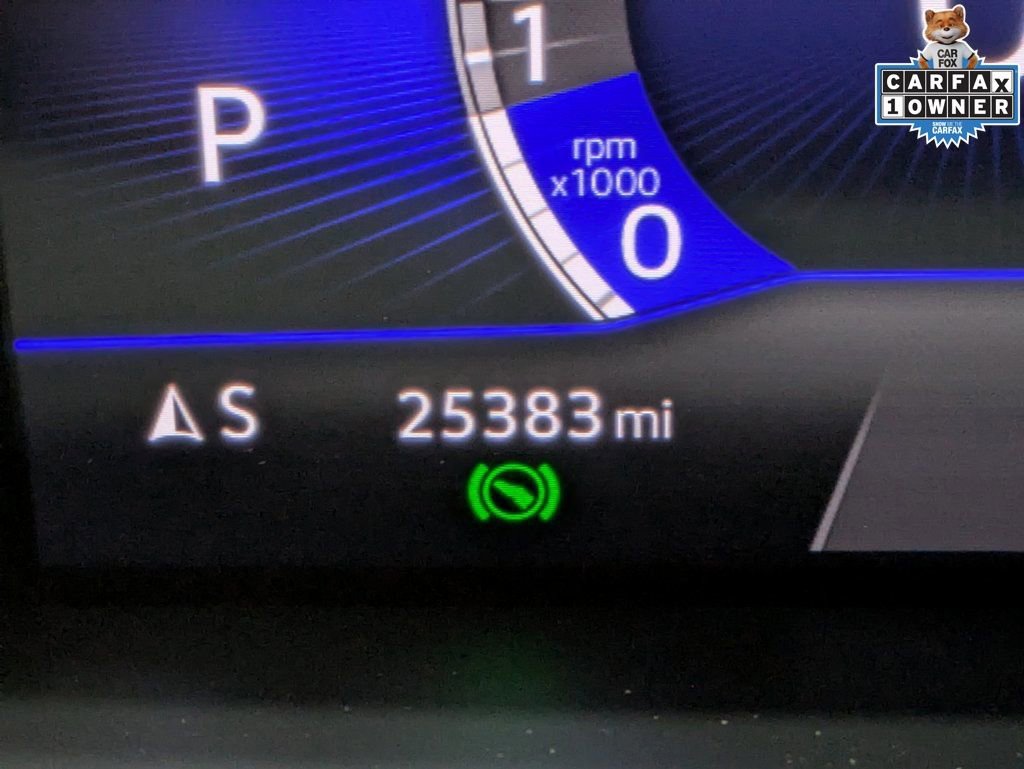 Used 2022 Volkswagen Tiguan SE R-Line image 16