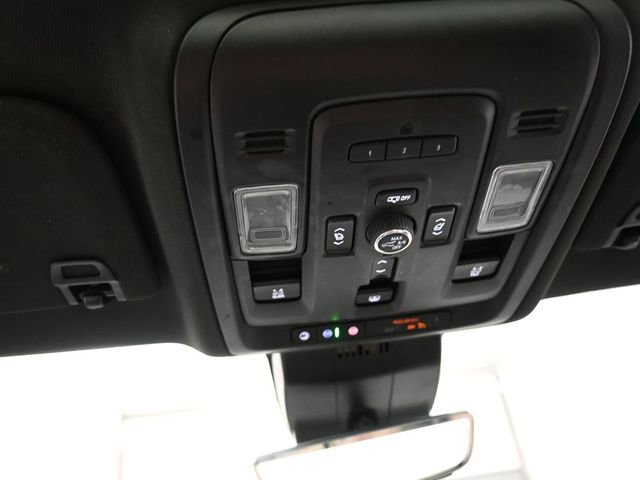 Used 2024 Chevrolet Tahoe High Country w/ Advanced Technology Package AWD/4WD image 12