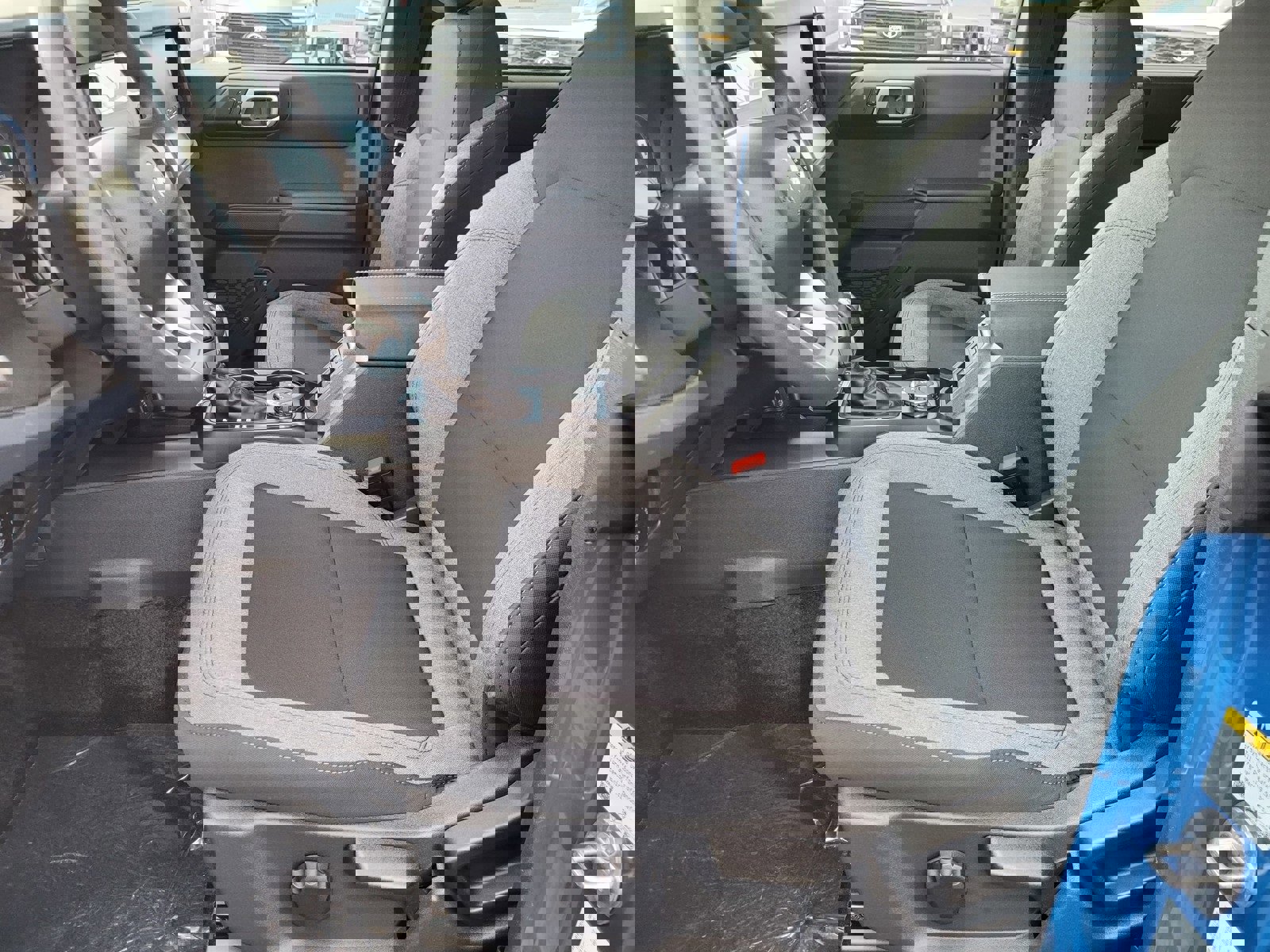 New 2025 Ford Bronco 4-Door image 9