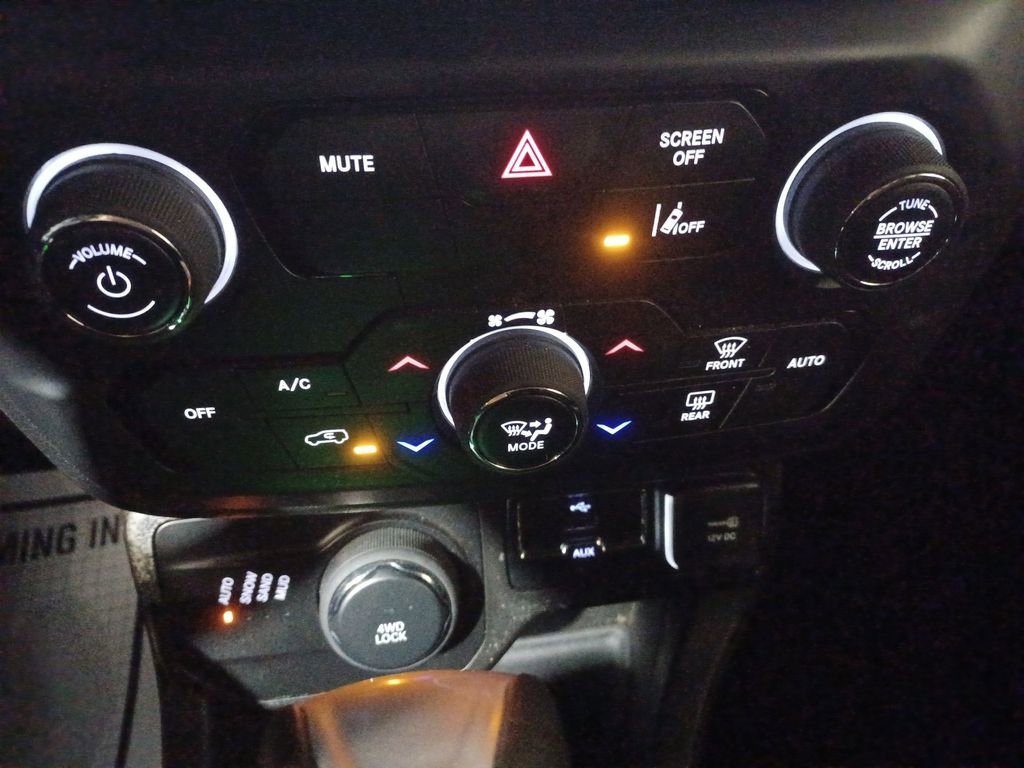 Used 2022 Jeep Renegade Altitude w/ Convenience Group image 16