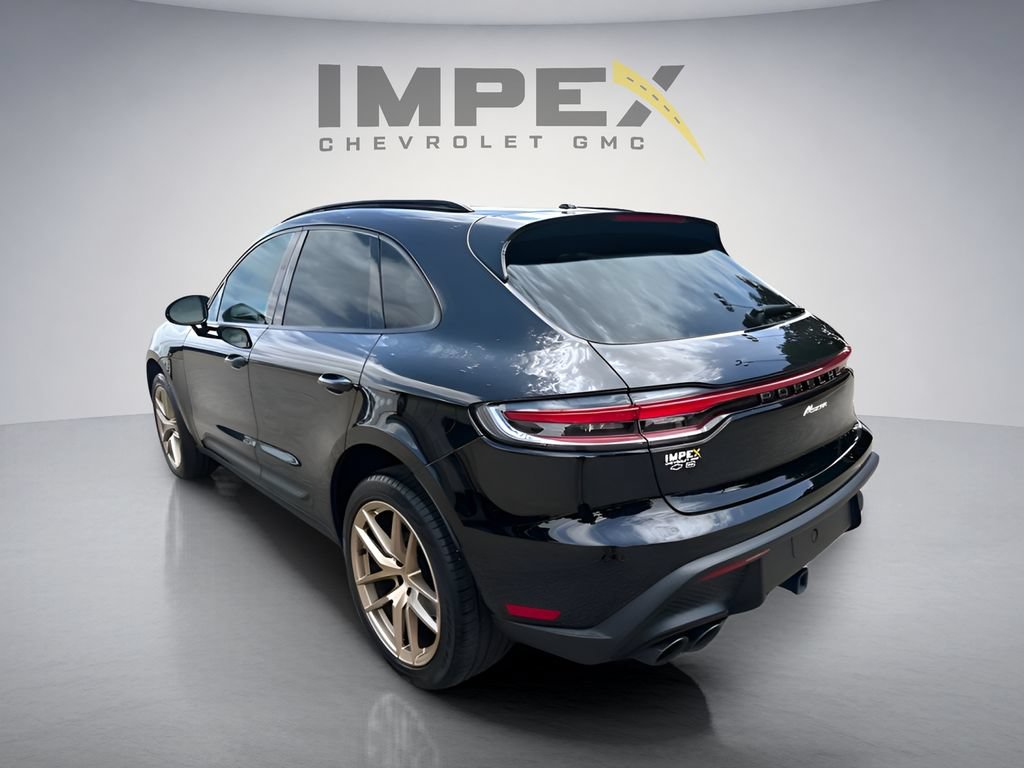 Used 2023 Porsche Macan Turbo AWD/4WD image 5