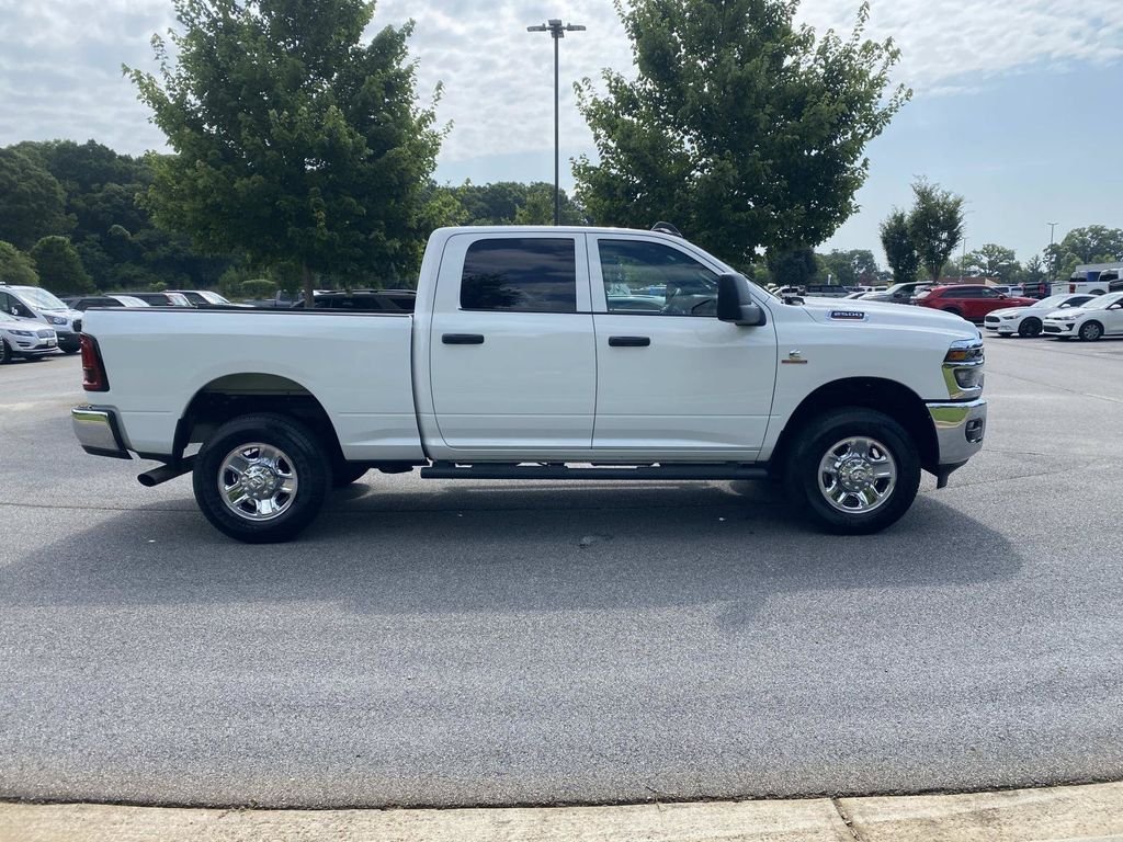Used 2026 RAM 2500 Tradesman w/ Chrome Appearance Group AWD/4WD image 2