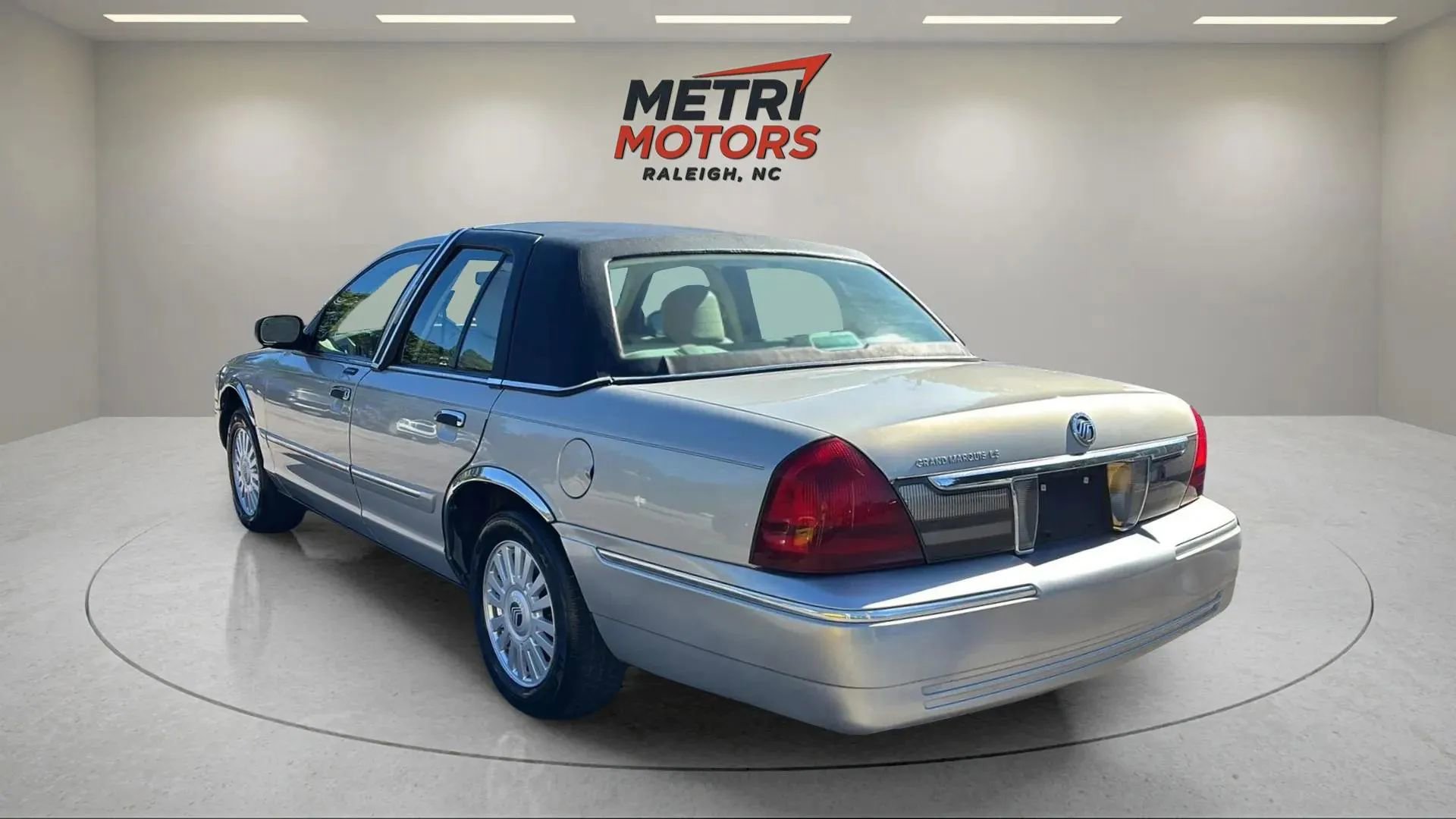 Used 2007 Mercury Grand Marquis LS image 6