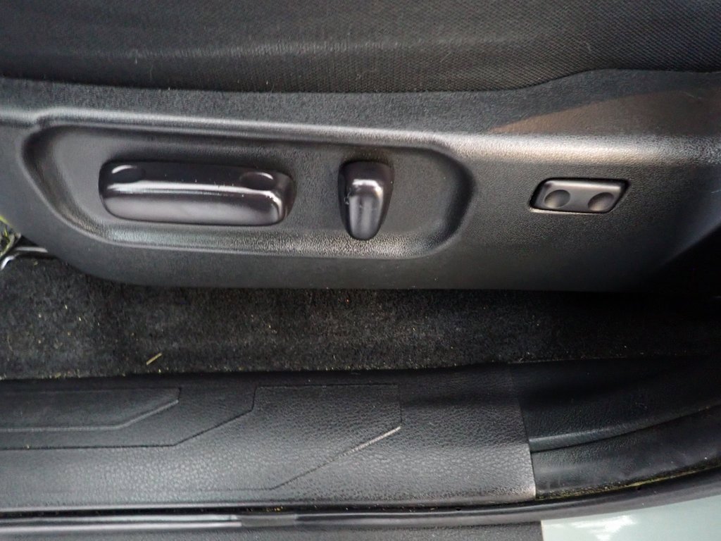 Used 2023 Toyota Tacoma TRD Off-Road image 20