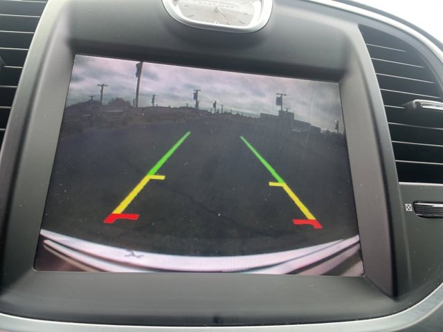 Used 2014 Chrysler 300 C image 35