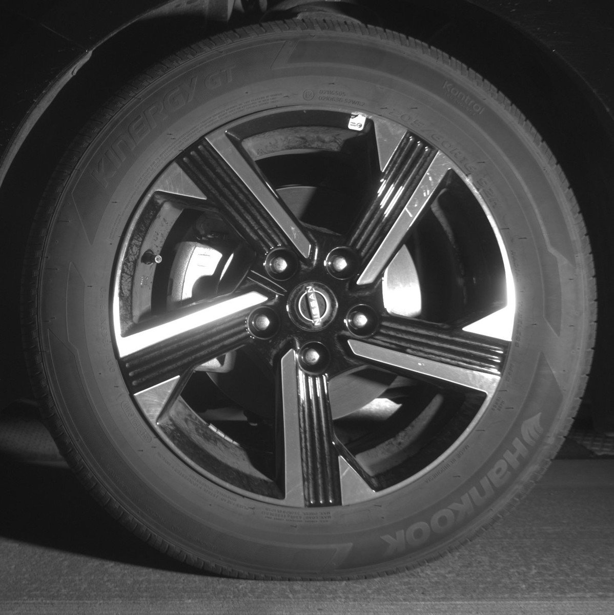 Used 2025 Nissan Sentra SV image 12