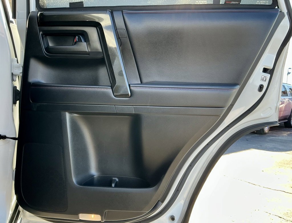 Used 2018 Toyota 4Runner TRD Off-Road Premium image 26