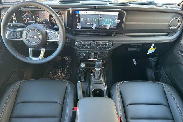 New 2027 Jeep Wrangler Unlimited Sahara AWD/4WD image 10