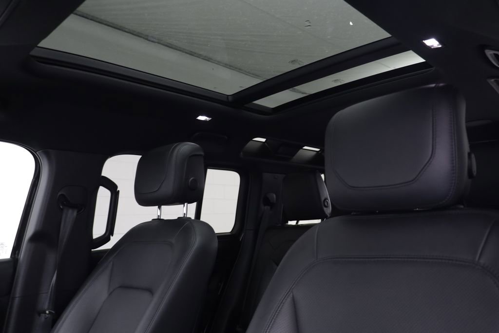Used 2023 Land Rover Defender 110 Carpathian Edition AWD/4WD image 14