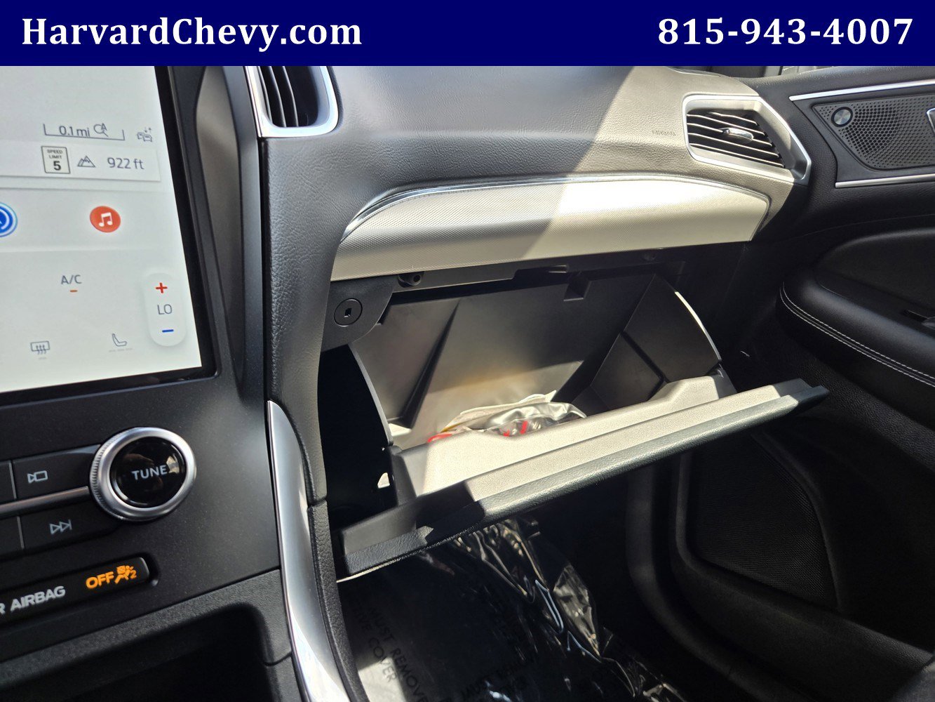 Used 2024 Ford Edge ST w/ Equipment Group 401A AWD/4WD image 14