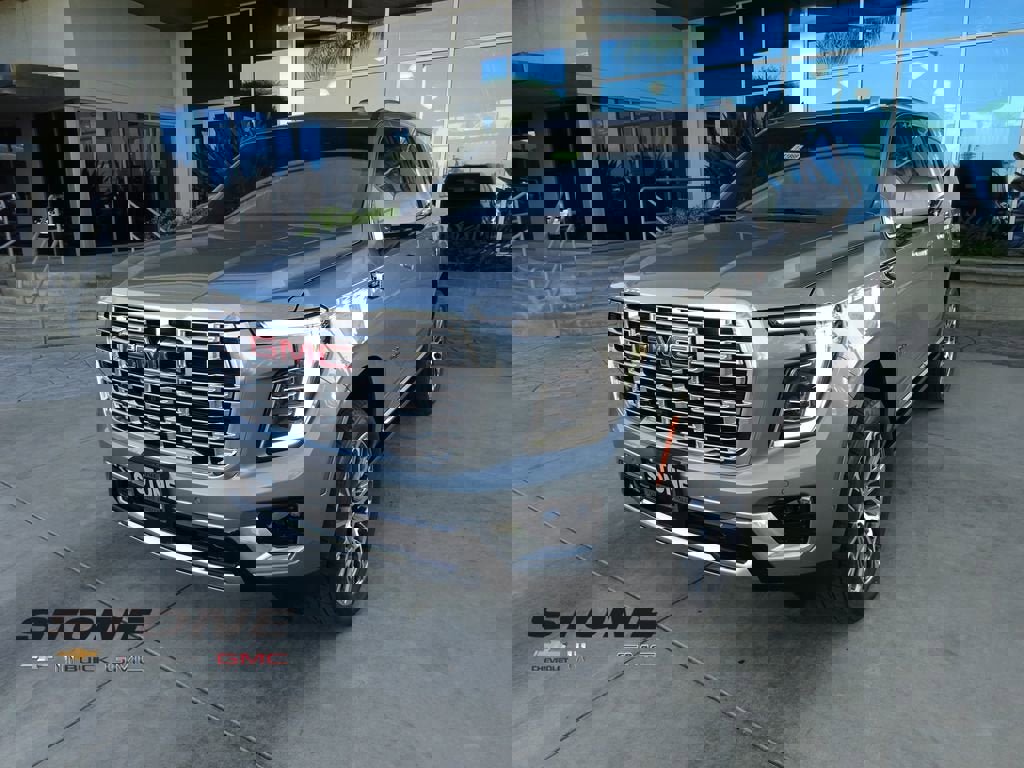 New 2026 GMC Yukon Denali w/ Denali Reserve Package image 3