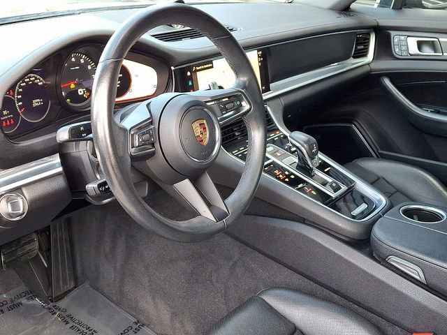 Certified 2023 Porsche Panamera 4 Platinum Edition image 4