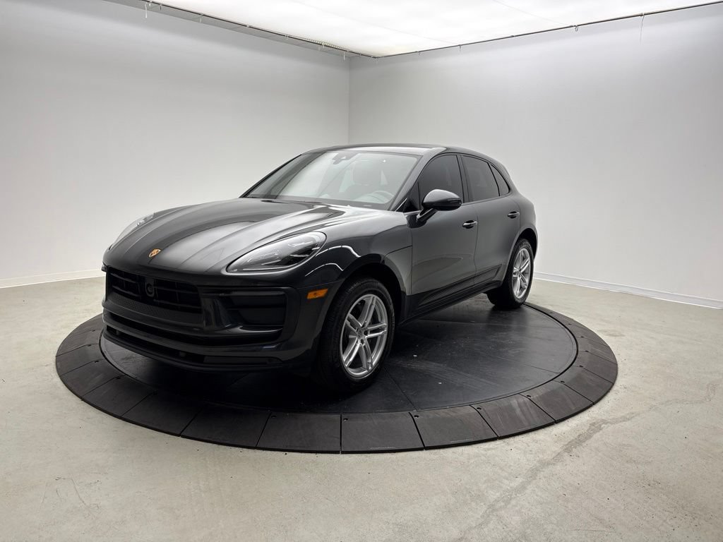 Certified 2024 Porsche Macan AWD/4WD video 1
