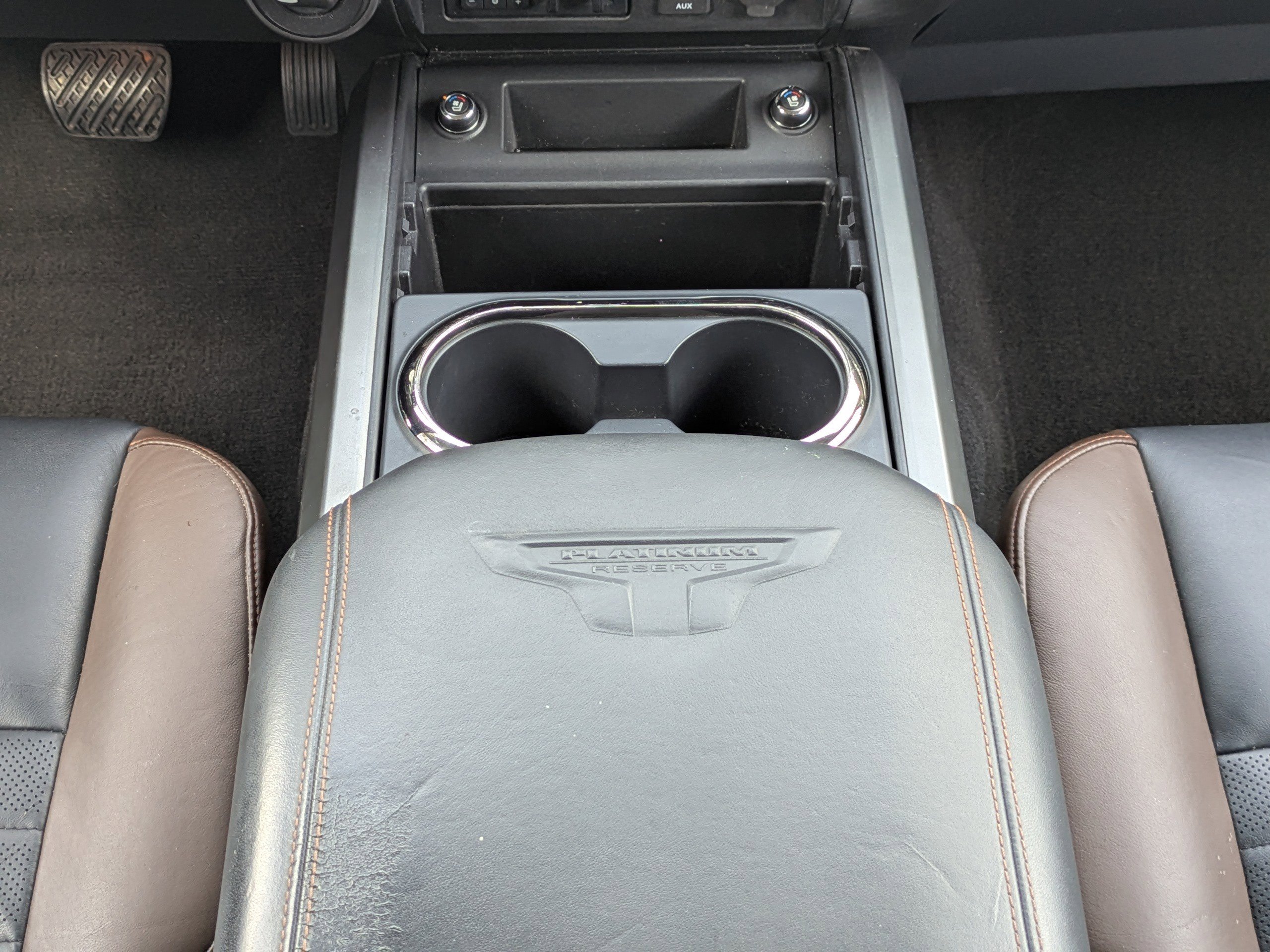 Used 2017 Nissan Titan Platinum Reserve image 20