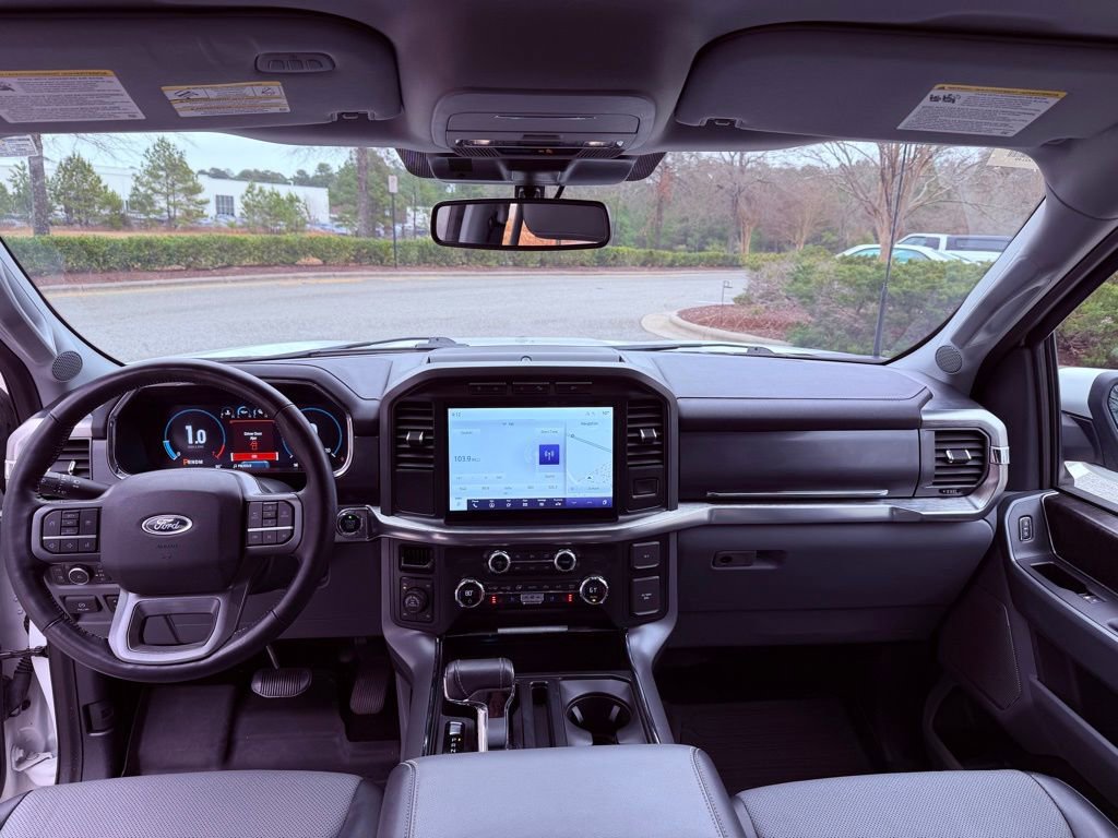 Used 2021 Ford F150 Lariat w/ Equipment Group 501A Mid image 10