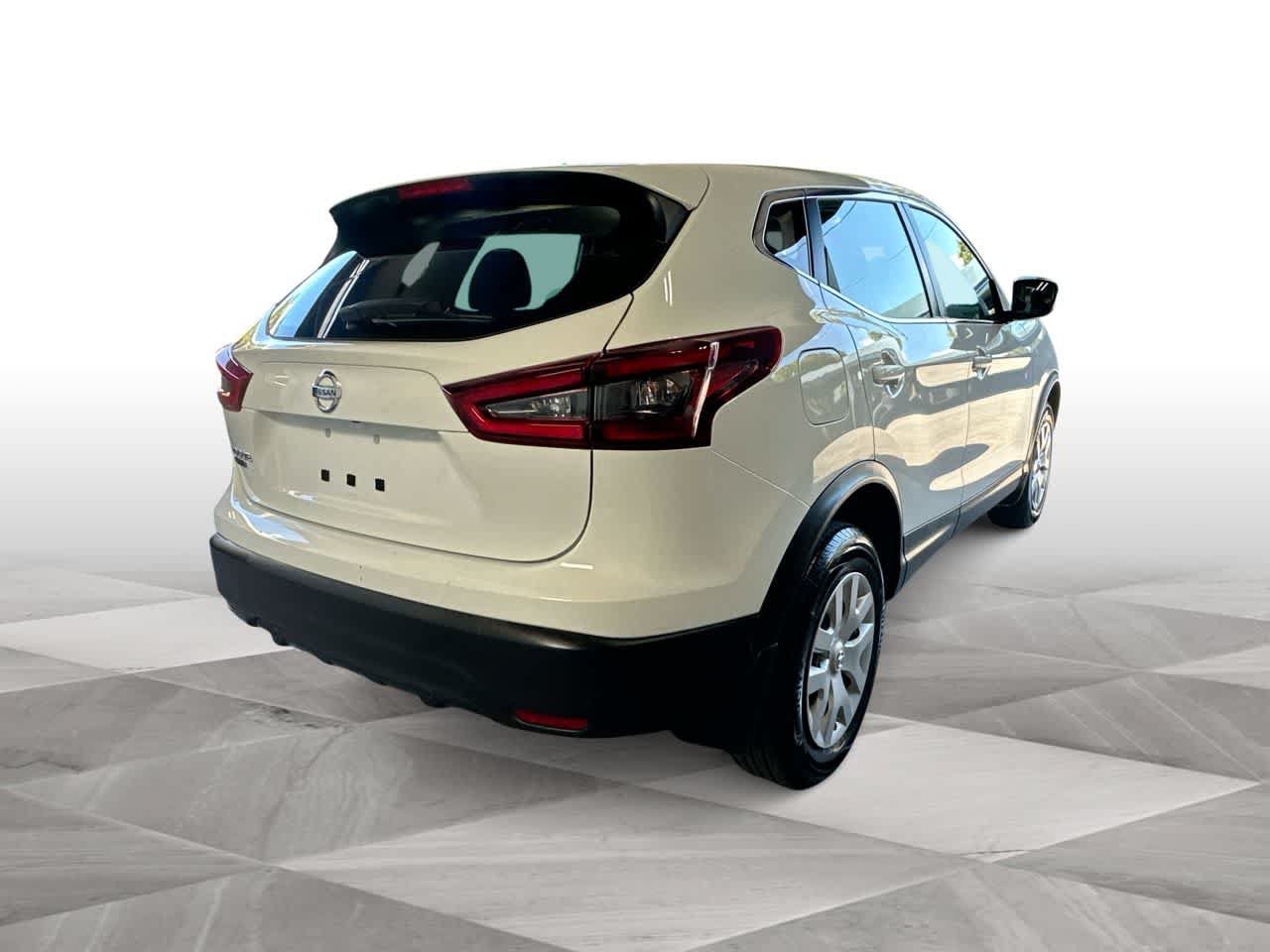 Used 2020 Nissan Rogue Sport S FWD image 8