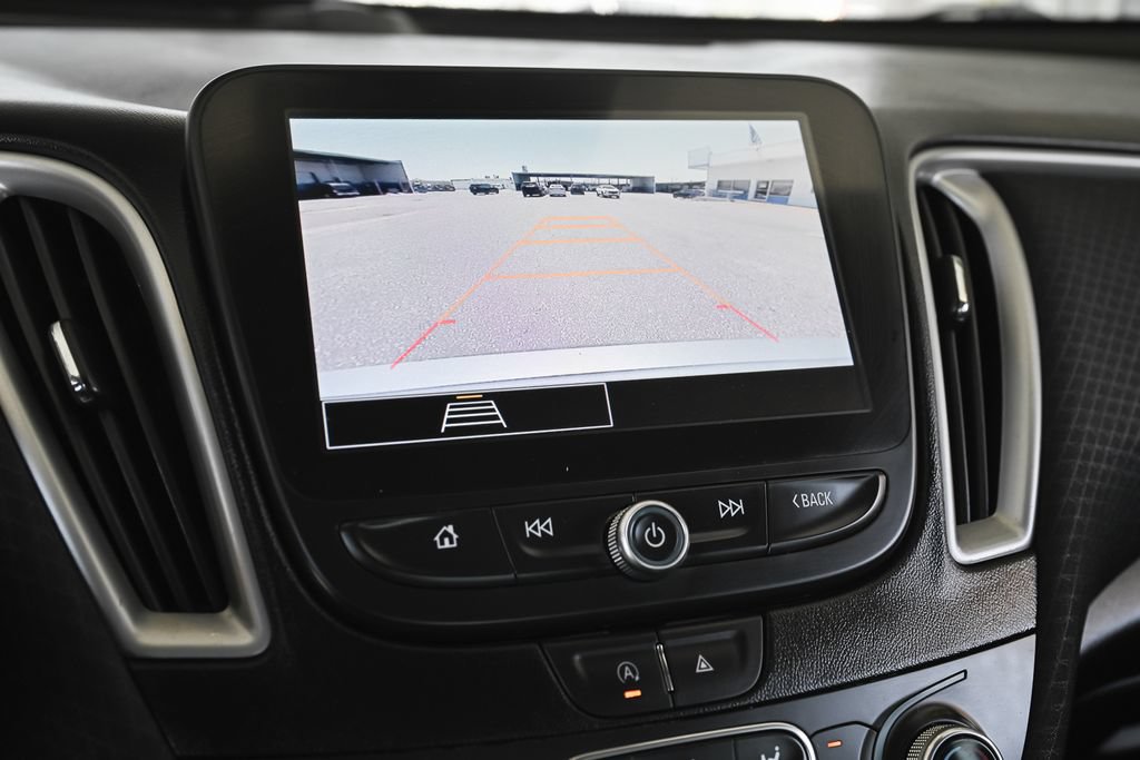 Used 2024 Chevrolet Malibu LT FWD image 30