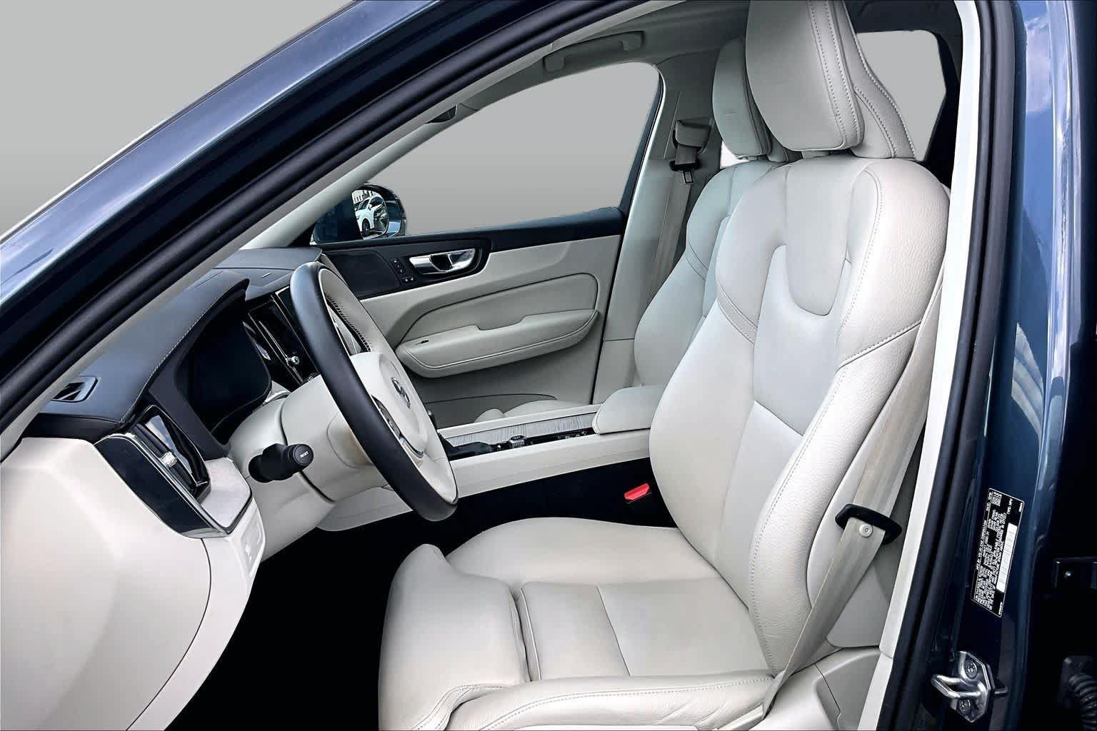 Used 2020 Volvo XC60 T5 Inscription w/ Protection Package Premier FWD image 8