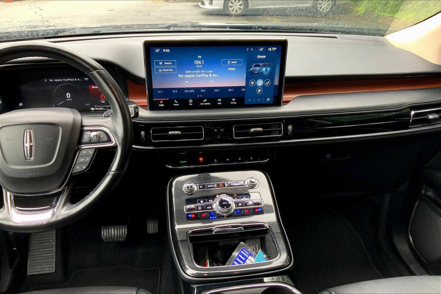 Used 2023 Lincoln Nautilus Reserve w/ Equipment Group 201A image 6