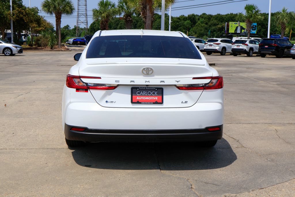 Used 2025 Toyota Camry LE w/ Convenience Package FWD image 22