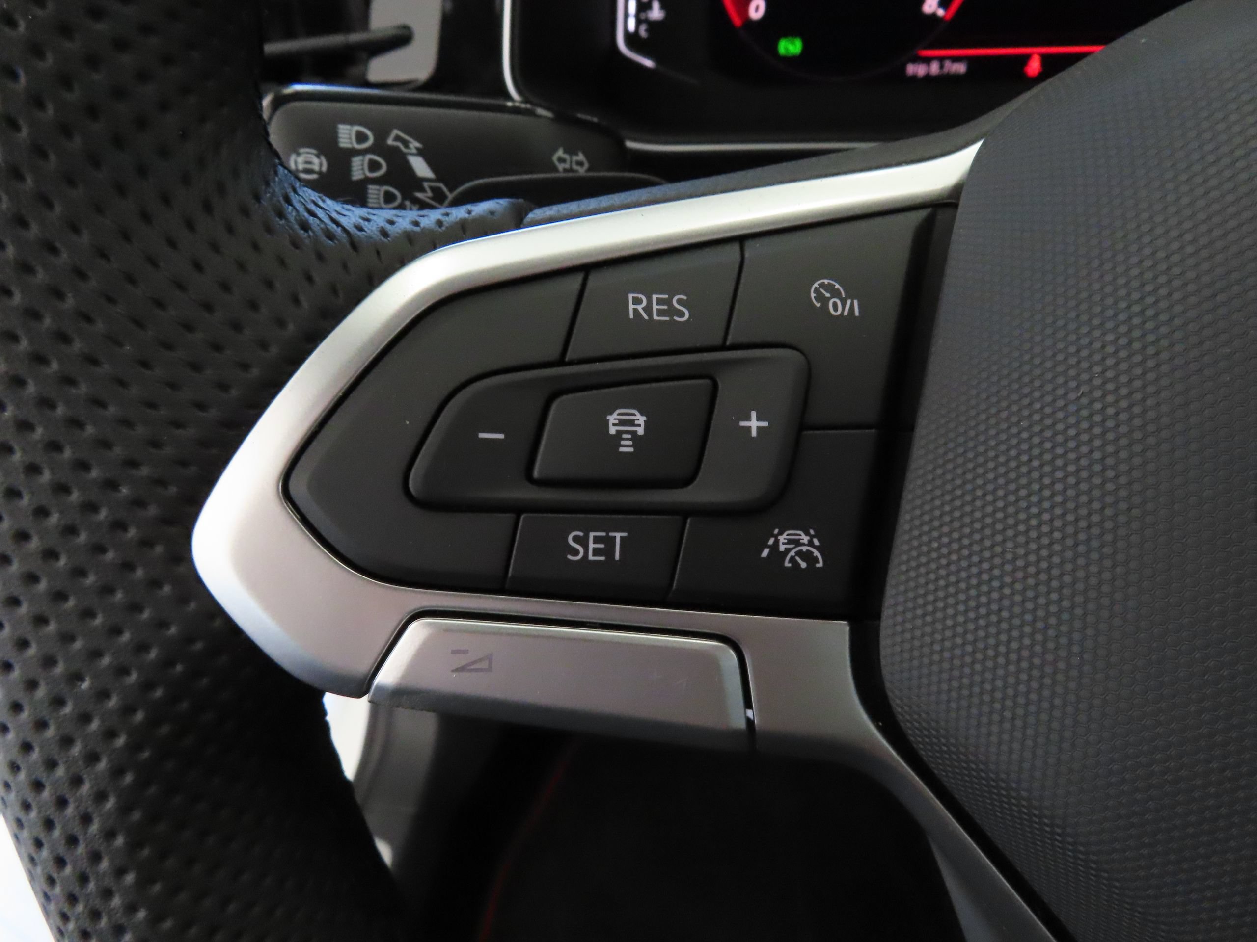 New 2026 Volkswagen Jetta GLI Autobahn FWD image 13