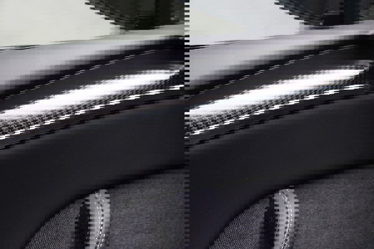 Used 2022 Tesla Model X Plaid image 8