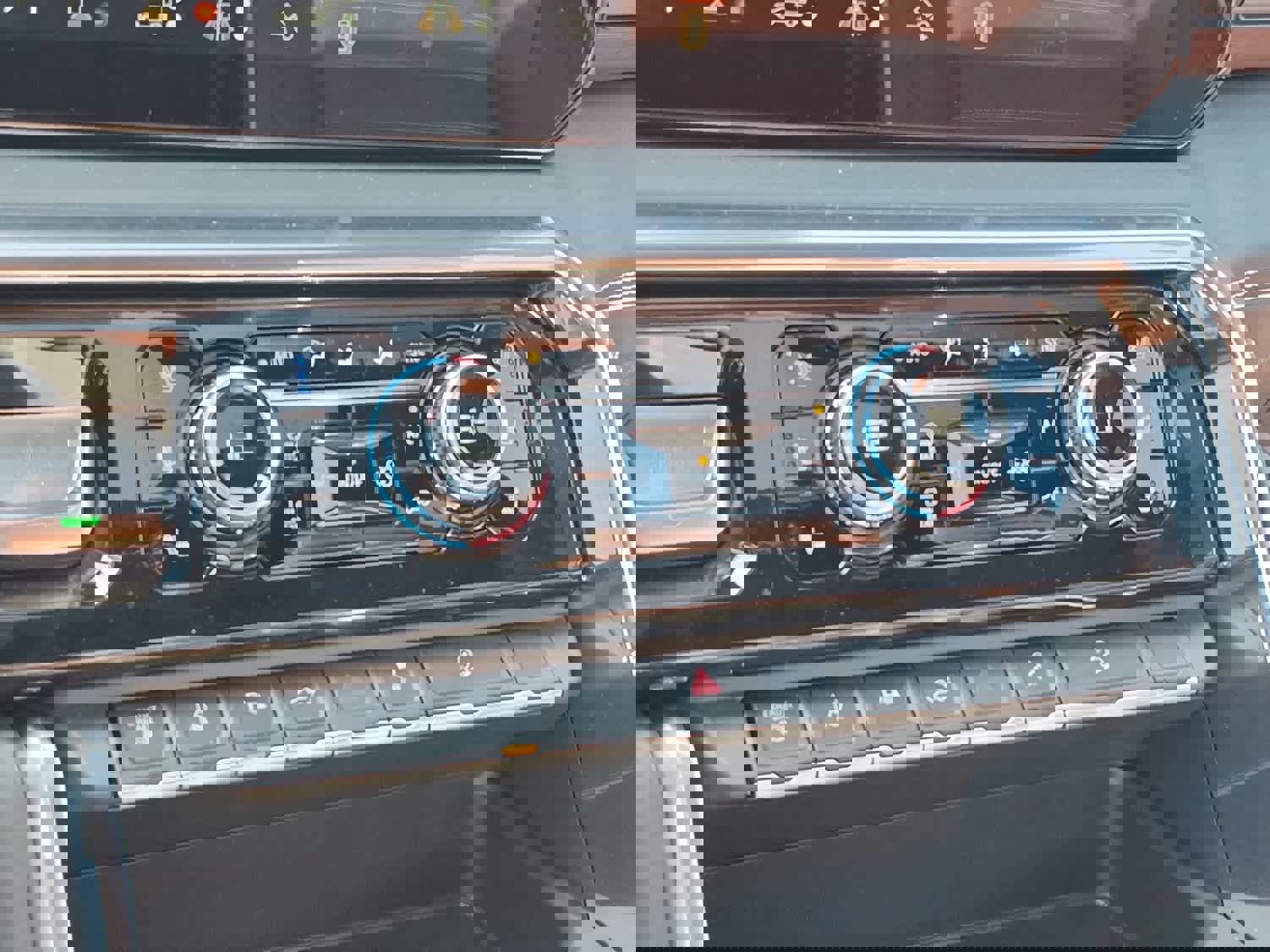 New 2026 GMC Sierra 2500 Denali Ultimate image 16