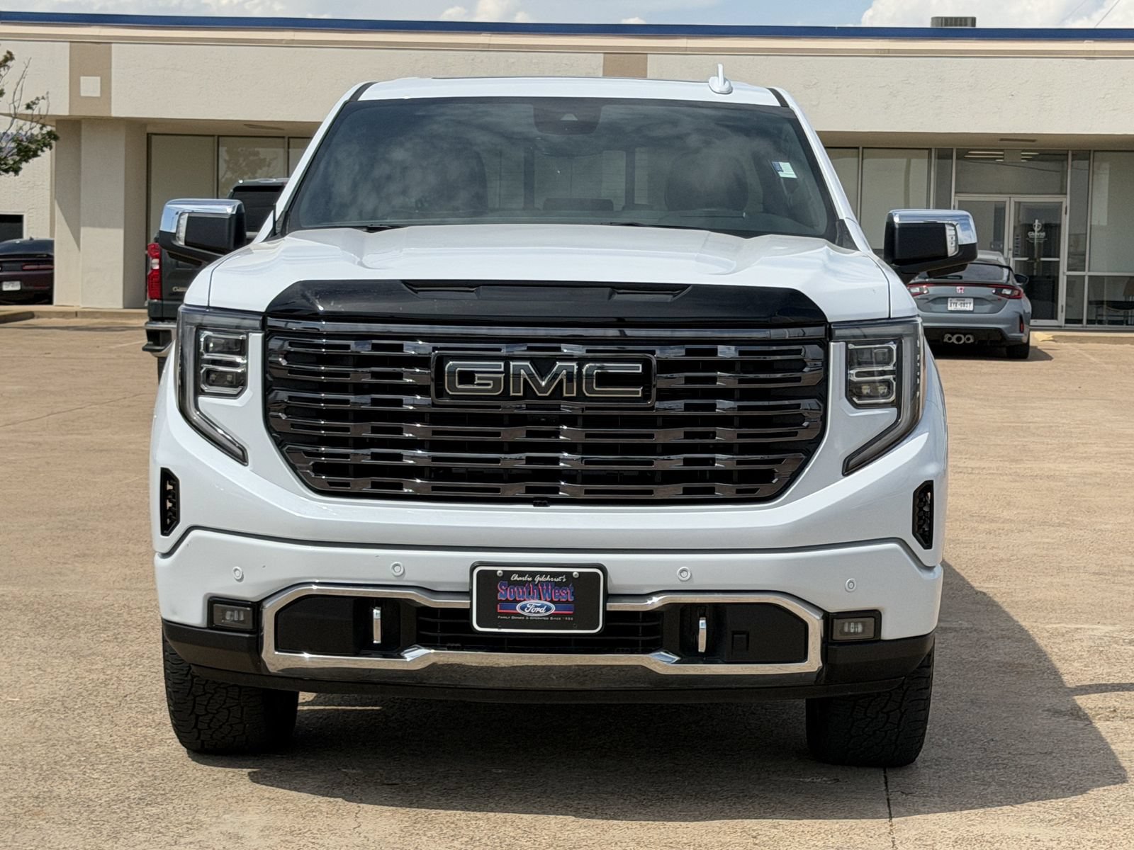 Used 2026 GMC Sierra 1500 Denali Ultimate AWD/4WD image 9
