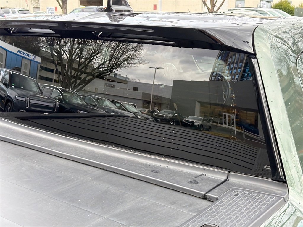 Used 2022 Rivian R1T Adventure image 12