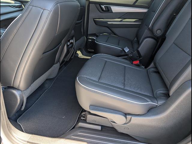 New 2026 Buick Enclave Preferred image 12