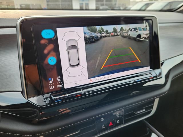 New 2026 Volkswagen Atlas Cross Sport SE image 15