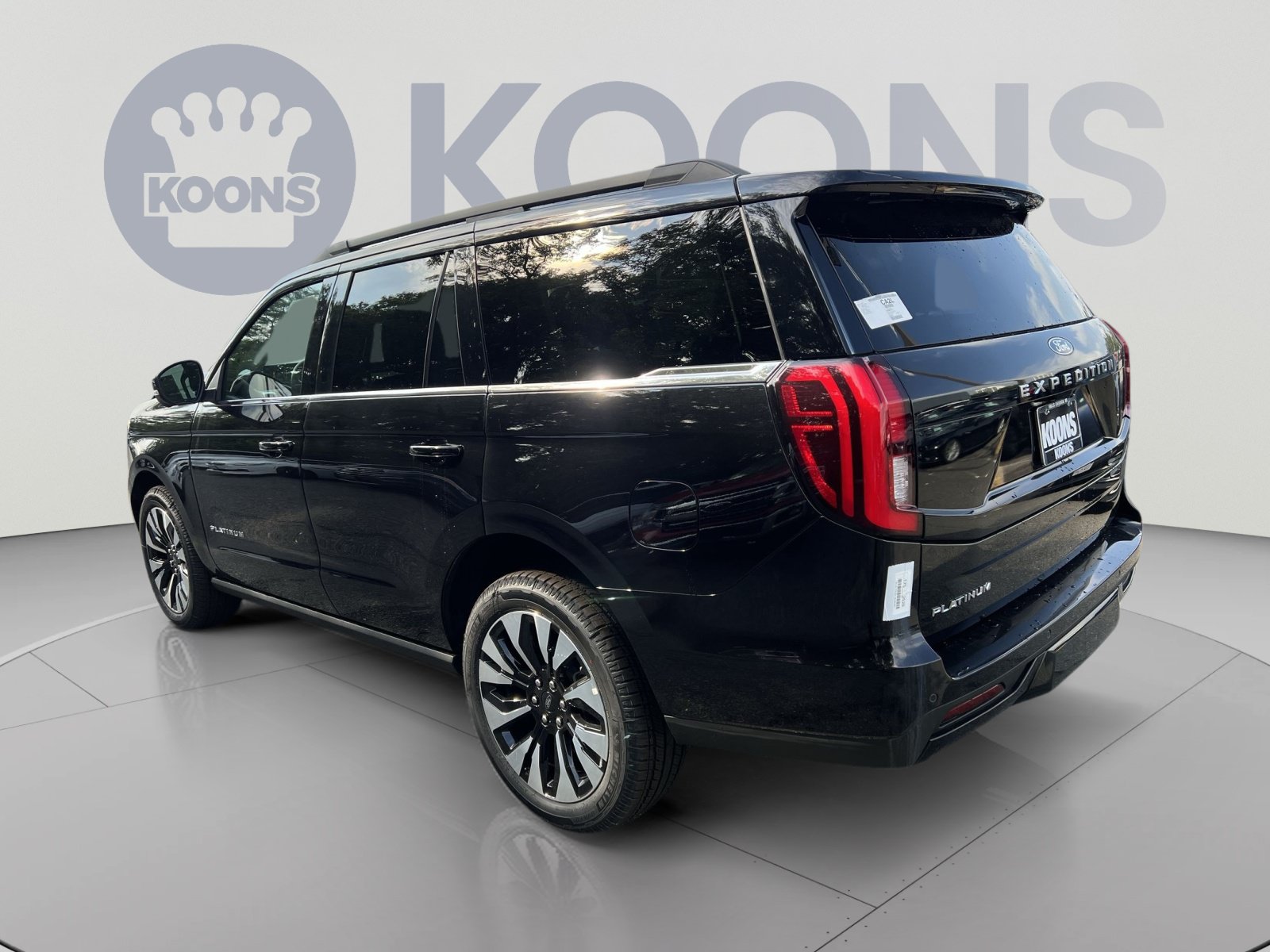 New 2027 Ford Expedition Platinum w/ Driver's Package AWD/4WD image 8