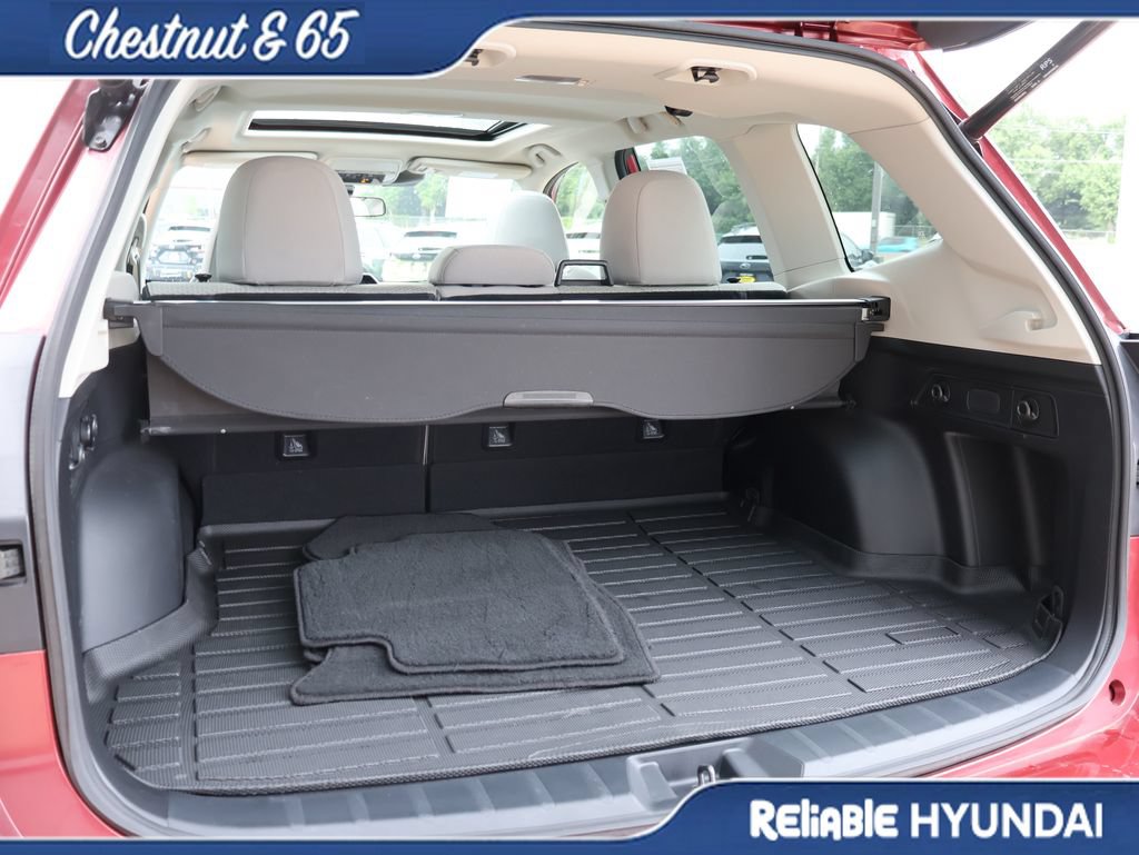 Used 2023 Subaru Forester Premium AWD/4WD image 16