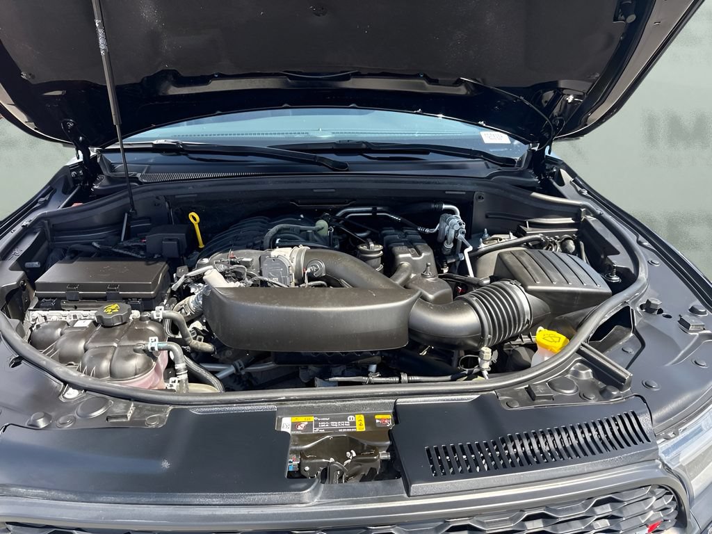 Used 2025 Dodge Durango GT AWD/4WD image 28