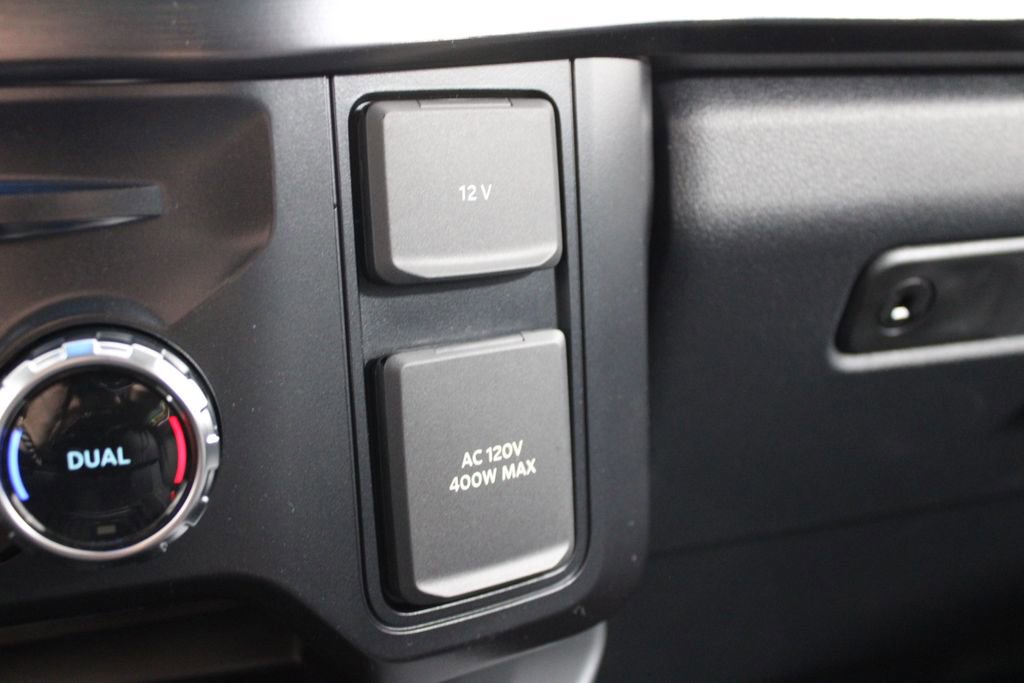 New 2026 Ford F250 Lariat w/ Black Appearance Package image 49