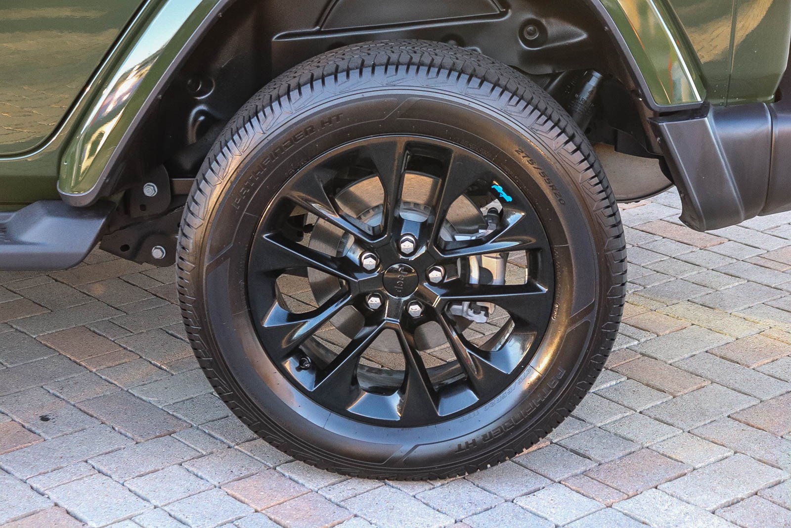 Used 2022 Jeep Wrangler Unlimited Sahara image 11