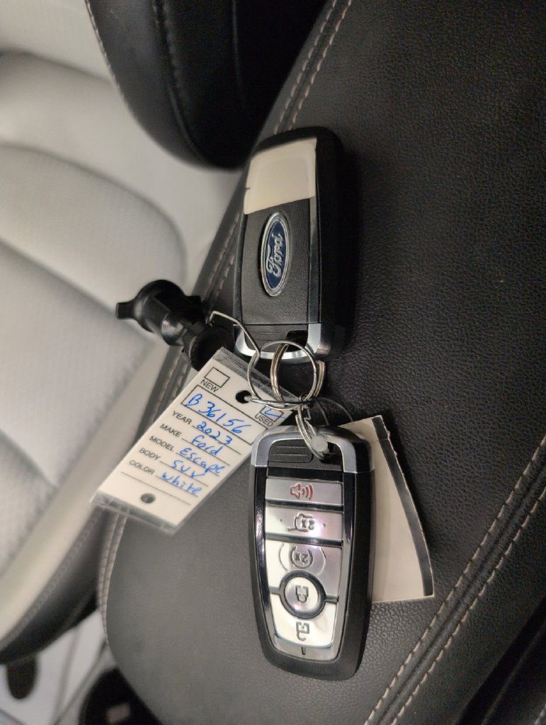Used 2023 Ford Escape SE FWD image 41