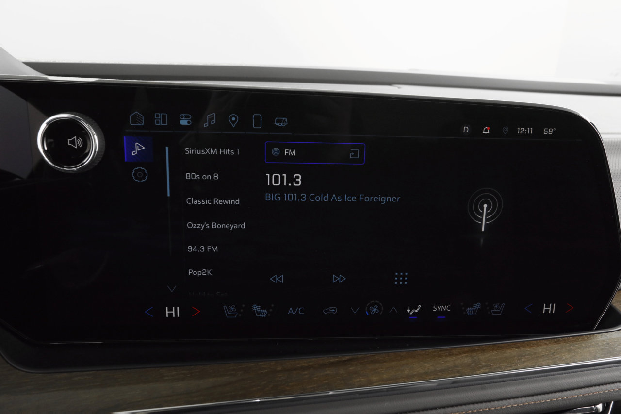 Used 2025 Chevrolet Tahoe High Country image 10