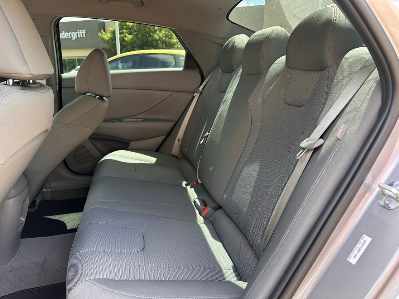 Certified 2026 Hyundai Elantra SE FWD image 18