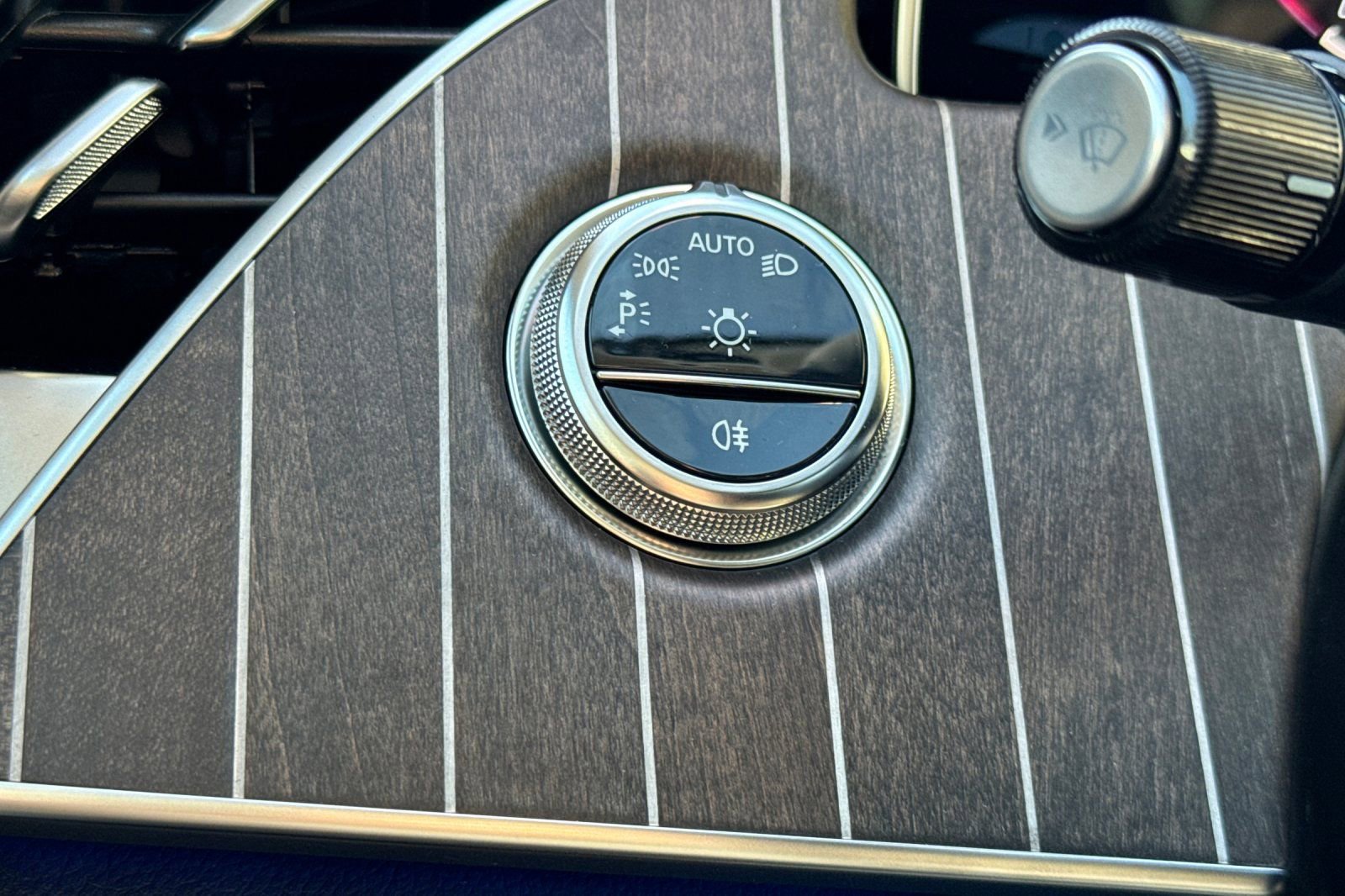 New 2026 Mercedes-Benz E 350 4MATIC Sedan image 32