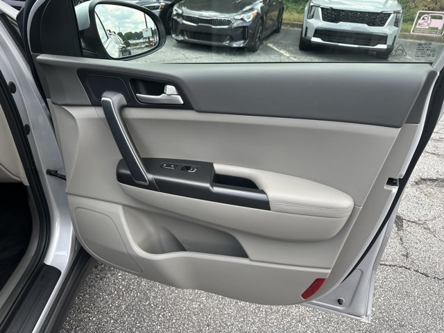 Used 2017 Kia Sportage LX w/ LX Popular Package FWD image 17