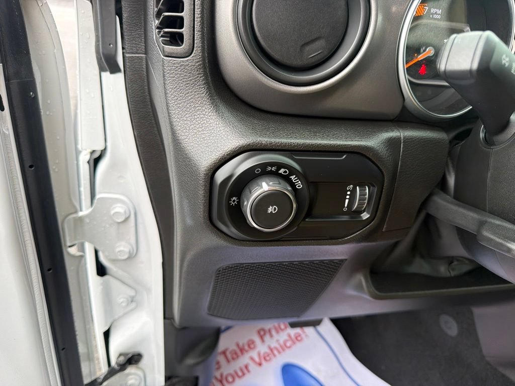Used 2023 Jeep Wrangler Unlimited Sport AWD/4WD image 26
