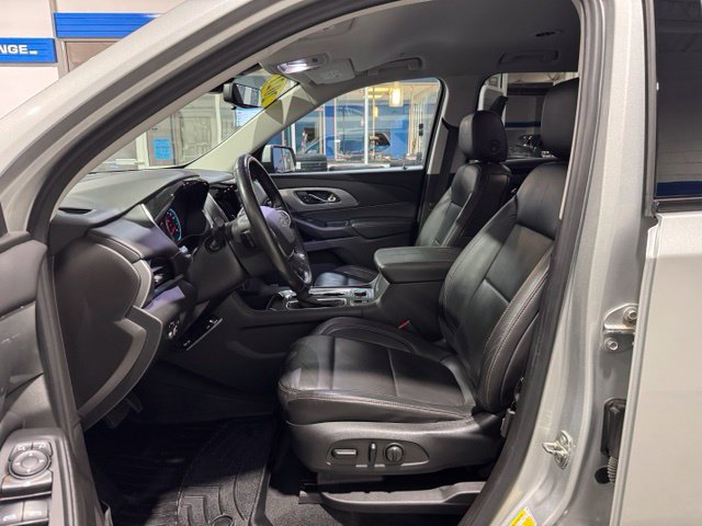 Used 2021 Chevrolet Traverse RS FWD image 7