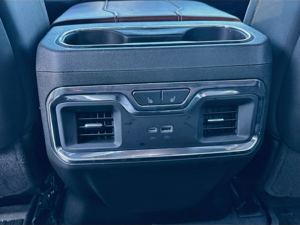 Used 2024 GMC Sierra 1500 Denali Ultimate AWD/4WD image 26