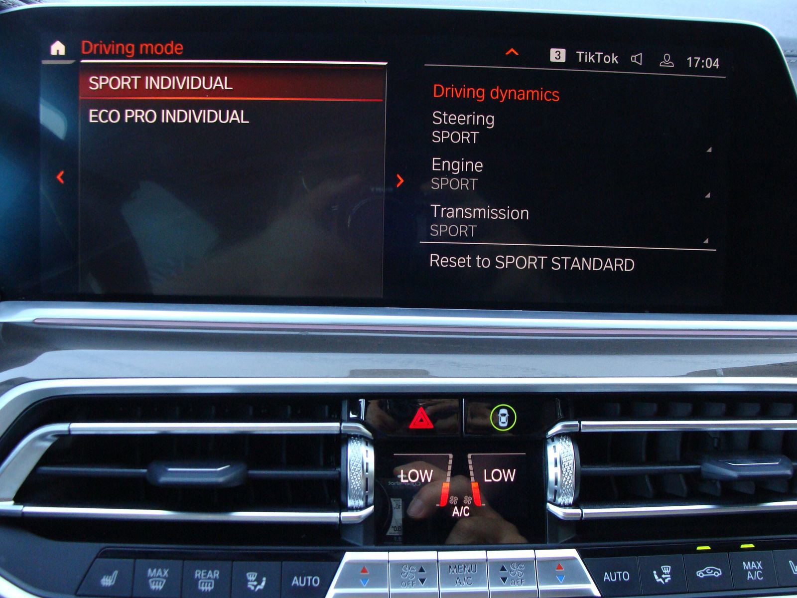 Used 2022 BMW X5 xDrive40i w/ Premium Package image 23