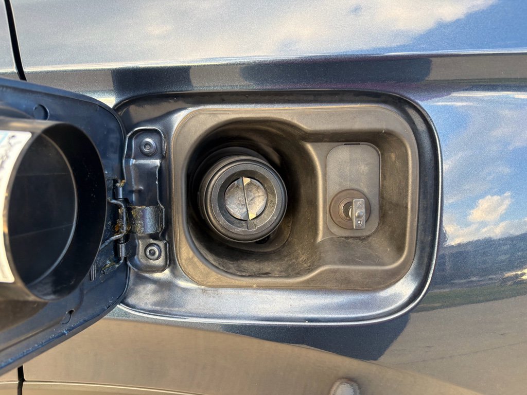 Used 2025 Honda CR-V LX image 28