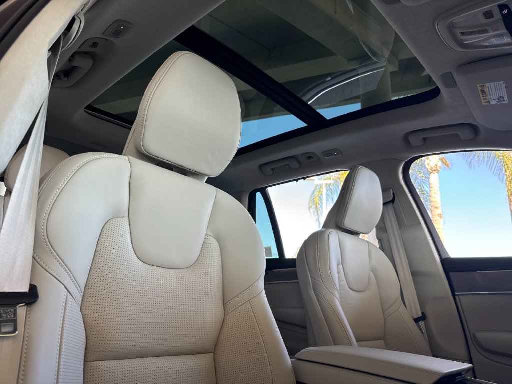 New 2027 Volvo XC90 T8 Ultra AWD/4WD image 17