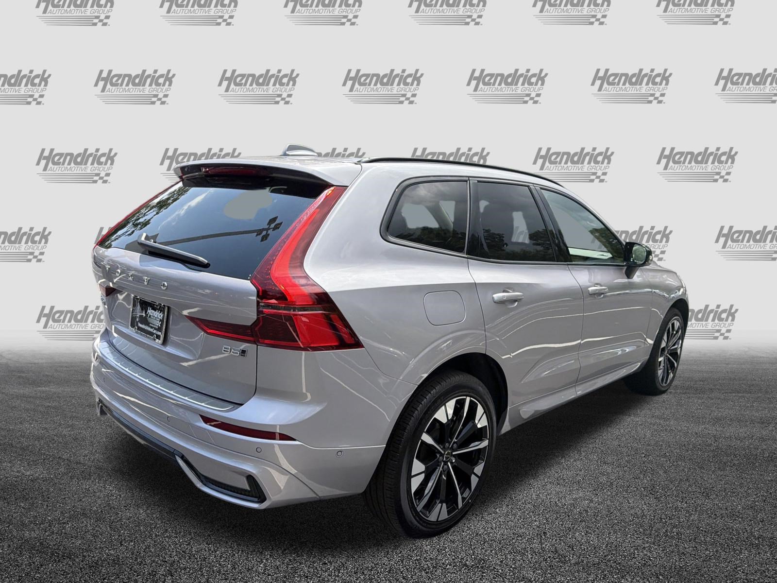 Certified 2026 Volvo XC60 B5 Plus AWD/4WD image 10